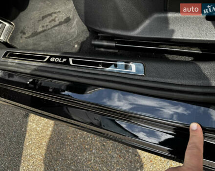 Черный Фольксваген e-Golf, объемом двигателя 0 л и пробегом 125 тыс. км за 16000 $, фото 42 на Automoto.ua