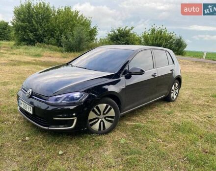 Черный Фольксваген e-Golf, объемом двигателя 0 л и пробегом 224 тыс. км за 12000 $, фото 16 на Automoto.ua