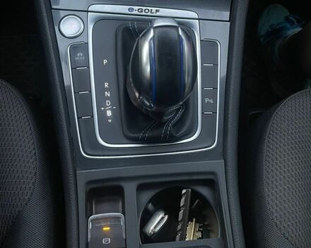 Чорний Фольксваген e-Golf, об'ємом двигуна 0 л та пробігом 143 тис. км за 13100 $, фото 27 на Automoto.ua