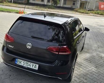 Черный Фольксваген e-Golf, объемом двигателя 0 л и пробегом 180 тыс. км за 12600 $, фото 6 на Automoto.ua