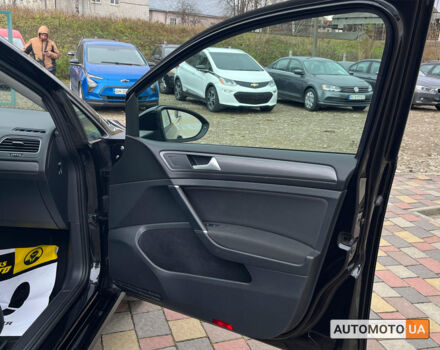 Чорний Фольксваген e-Golf, об'ємом двигуна 36 л та пробігом 41 тис. км за 14000 $, фото 20 на Automoto.ua