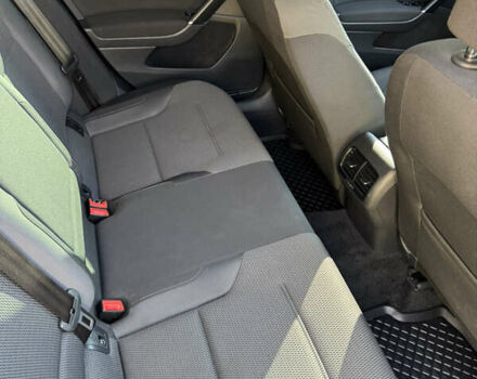 Черный Фольксваген e-Golf, объемом двигателя 0 л и пробегом 69 тыс. км за 13399 $, фото 10 на Automoto.ua