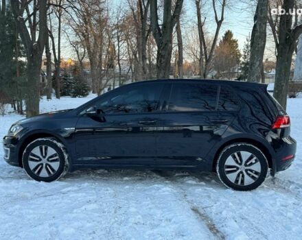 Черный Фольксваген e-Golf, объемом двигателя 0 л и пробегом 65 тыс. км за 14890 $, фото 28 на Automoto.ua
