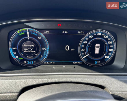 Черный Фольксваген e-Golf, объемом двигателя 0 л и пробегом 125 тыс. км за 16000 $, фото 28 на Automoto.ua
