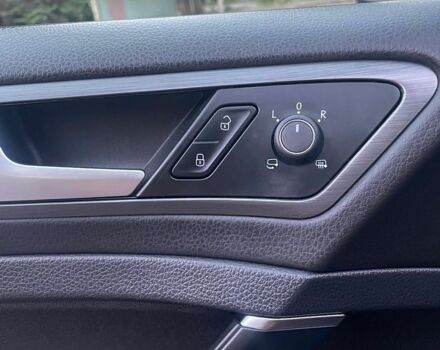 Чорний Фольксваген e-Golf, об'ємом двигуна 0 л та пробігом 143 тис. км за 13100 $, фото 20 на Automoto.ua