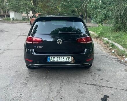 Чорний Фольксваген e-Golf, об'ємом двигуна 0 л та пробігом 143 тис. км за 13100 $, фото 6 на Automoto.ua