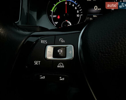 Черный Фольксваген e-Golf, объемом двигателя 0 л и пробегом 91 тыс. км за 8900 $, фото 32 на Automoto.ua