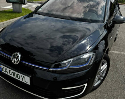 Черный Фольксваген e-Golf, объемом двигателя 0 л и пробегом 125 тыс. км за 16000 $, фото 1 на Automoto.ua