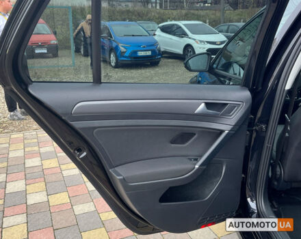 Чорний Фольксваген e-Golf, об'ємом двигуна 36 л та пробігом 41 тис. км за 14000 $, фото 13 на Automoto.ua