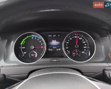 Чорний Фольксваген e-Golf, об'ємом двигуна 0 л та пробігом 77 тис. км за 12900 $, фото 52 на Automoto.ua