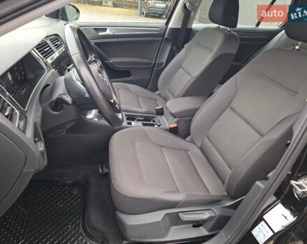 Чорний Фольксваген e-Golf, об'ємом двигуна 0 л та пробігом 140 тис. км за 11800 $, фото 17 на Automoto.ua