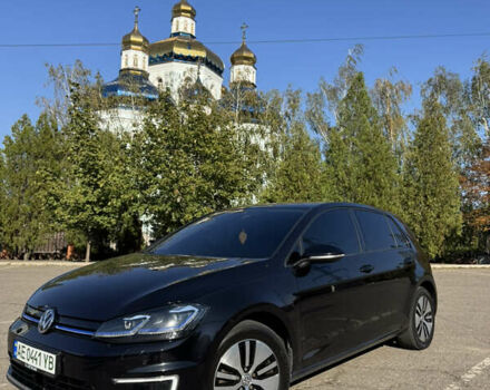 Черный Фольксваген e-Golf, объемом двигателя 0 л и пробегом 69 тыс. км за 13399 $, фото 1 на Automoto.ua