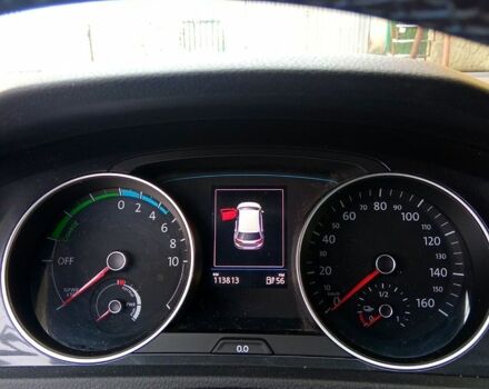 Черный Фольксваген e-Golf, объемом двигателя 100 л и пробегом 114 тыс. км за 11700 $, фото 3 на Automoto.ua