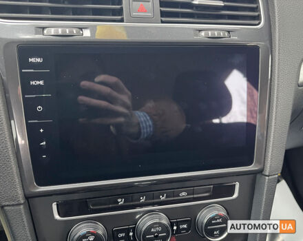 Чорний Фольксваген e-Golf, об'ємом двигуна 36 л та пробігом 41 тис. км за 14000 $, фото 18 на Automoto.ua
