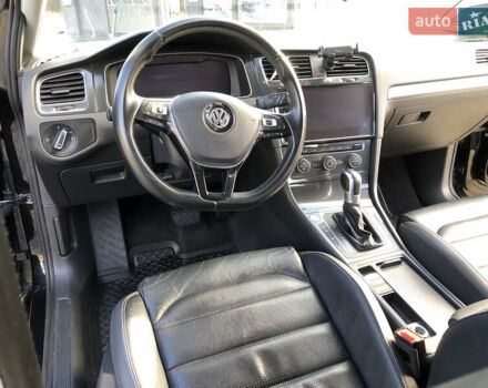 Чорний Фольксваген e-Golf, об'ємом двигуна 0 л та пробігом 89 тис. км за 14500 $, фото 32 на Automoto.ua