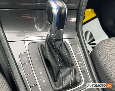 Чорний Фольксваген e-Golf, об'ємом двигуна 36 л та пробігом 41 тис. км за 14000 $, фото 17 на Automoto.ua