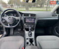 Черный Фольксваген e-Golf, объемом двигателя 0 л и пробегом 126 тыс. км за 12700 $, фото 9 на Automoto.ua