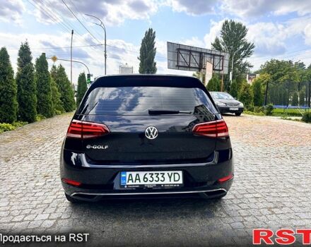 Черный Фольксваген e-Golf, объемом двигателя 0 л и пробегом 80 тыс. км за 12900 $, фото 2 на Automoto.ua