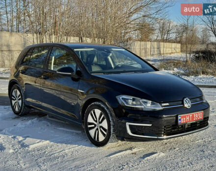Черный Фольксваген e-Golf, объемом двигателя 0 л и пробегом 114 тыс. км за 12750 $, фото 2 на Automoto.ua