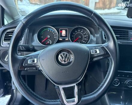 Черный Фольксваген e-Golf, объемом двигателя 0 л и пробегом 65 тыс. км за 14890 $, фото 9 на Automoto.ua