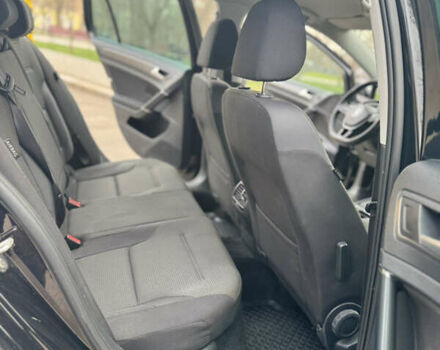 Черный Фольксваген e-Golf, объемом двигателя 0 л и пробегом 126 тыс. км за 12700 $, фото 8 на Automoto.ua