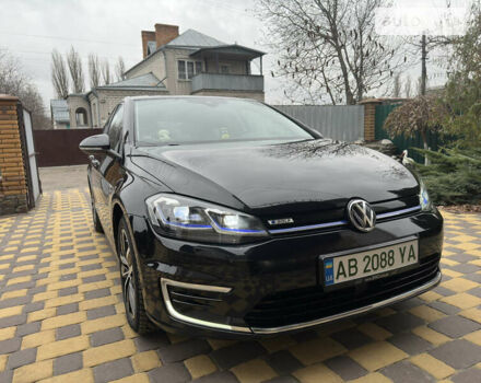 Черный Фольксваген e-Golf, объемом двигателя 0 л и пробегом 89 тыс. км за 17400 $, фото 30 на Automoto.ua