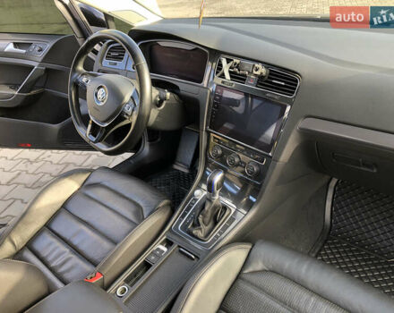 Чорний Фольксваген e-Golf, об'ємом двигуна 0 л та пробігом 89 тис. км за 14500 $, фото 28 на Automoto.ua