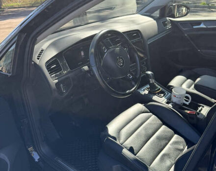 Чорний Фольксваген e-Golf, об'ємом двигуна 0 л та пробігом 128 тис. км за 15000 $, фото 9 на Automoto.ua