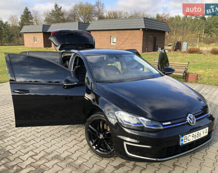Чорний Фольксваген e-Golf, об'ємом двигуна 0 л та пробігом 89 тис. км за 14500 $, фото 30 на Automoto.ua