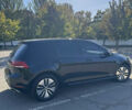 Черный Фольксваген e-Golf, объемом двигателя 0 л и пробегом 69 тыс. км за 13399 $, фото 4 на Automoto.ua