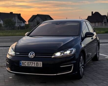 Черный Фольксваген e-Golf, объемом двигателя 0 л и пробегом 0 тыс. км за 15600 $, фото 135 на Automoto.ua