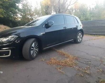 Черный Фольксваген e-Golf, объемом двигателя 0 л и пробегом 166 тыс. км за 12700 $, фото 1 на Automoto.ua
