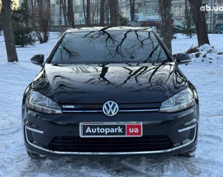 Черный Фольксваген e-Golf, объемом двигателя 0 л и пробегом 65 тыс. км за 14890 $, фото 1 на Automoto.ua