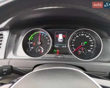 Чорний Фольксваген e-Golf, об'ємом двигуна 0 л та пробігом 77 тис. км за 12900 $, фото 38 на Automoto.ua