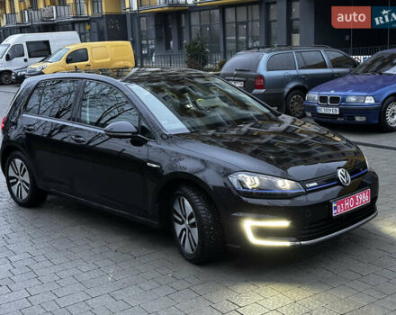 Черный Фольксваген e-Golf, объемом двигателя 0 л и пробегом 91 тыс. км за 8900 $, фото 10 на Automoto.ua