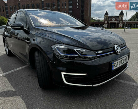 Черный Фольксваген e-Golf, объемом двигателя 0 л и пробегом 125 тыс. км за 16000 $, фото 2 на Automoto.ua