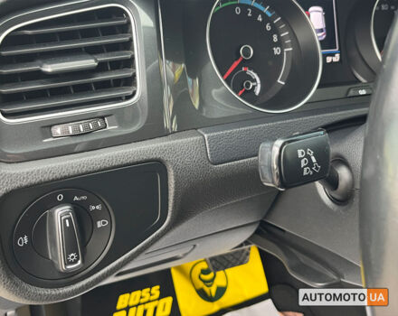 Чорний Фольксваген e-Golf, об'ємом двигуна 36 л та пробігом 41 тис. км за 14000 $, фото 10 на Automoto.ua