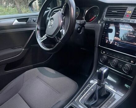 Чорний Фольксваген e-Golf, об'ємом двигуна 0 л та пробігом 143 тис. км за 13100 $, фото 11 на Automoto.ua