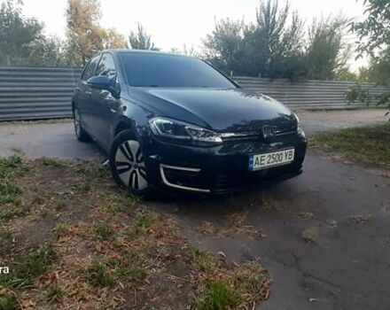 Черный Фольксваген e-Golf, объемом двигателя 0 л и пробегом 166 тыс. км за 12700 $, фото 7 на Automoto.ua