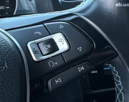 Черный Фольксваген e-Golf, объемом двигателя 0 л и пробегом 65 тыс. км за 14890 $, фото 4 на Automoto.ua