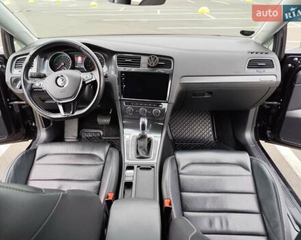 Чорний Фольксваген e-Golf, об'ємом двигуна 0 л та пробігом 77 тис. км за 12900 $, фото 32 на Automoto.ua