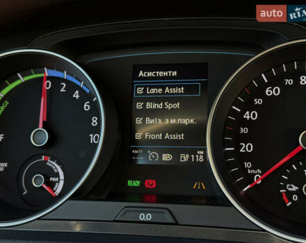 Черный Фольксваген e-Golf, объемом двигателя 0 л и пробегом 114 тыс. км за 12750 $, фото 19 на Automoto.ua