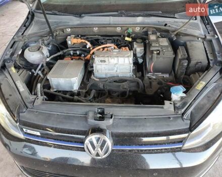 Черный Фольксваген e-Golf, объемом двигателя 0 л и пробегом 86 тыс. км за 4000 $, фото 10 на Automoto.ua