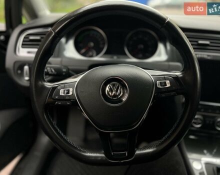 Чорний Фольксваген e-Golf, об'ємом двигуна 0 л та пробігом 200 тис. км за 15450 $, фото 24 на Automoto.ua