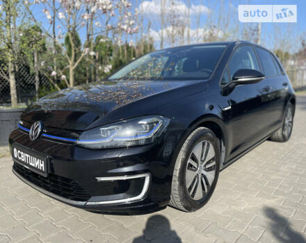 Чорний Фольксваген e-Golf, об'ємом двигуна 0 л та пробігом 106 тис. км за 13999 $, фото 3 на Automoto.ua