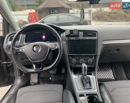 Черный Фольксваген e-Golf, объемом двигателя 0 л и пробегом 151 тыс. км за 12999 $, фото 8 на Automoto.ua