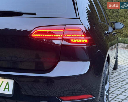 Черный Фольксваген e-Golf, объемом двигателя 0 л и пробегом 145 тыс. км за 14900 $, фото 36 на Automoto.ua