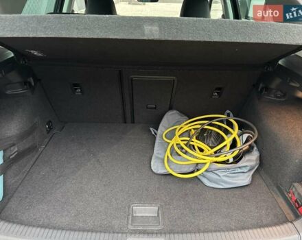 Черный Фольксваген e-Golf, объемом двигателя 0 л и пробегом 159 тыс. км за 14600 $, фото 17 на Automoto.ua