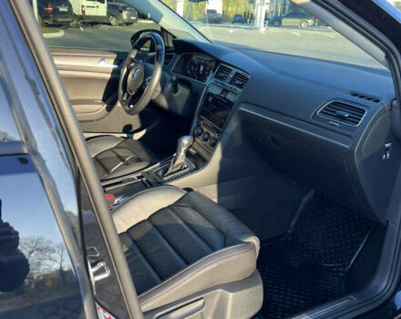 Черный Фольксваген e-Golf, объемом двигателя 0 л и пробегом 103 тыс. км за 14300 $, фото 10 на Automoto.ua