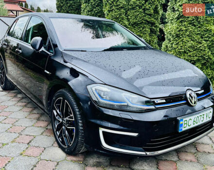 Черный Фольксваген e-Golf, объемом двигателя 0 л и пробегом 133 тыс. км за 16199 $, фото 62 на Automoto.ua